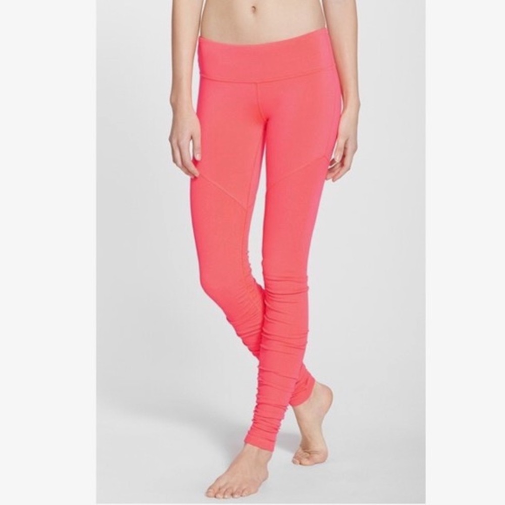 Alo Goddess Leggings in Neon Azalea